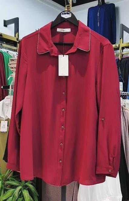 قميص عملي جميل ربيعي